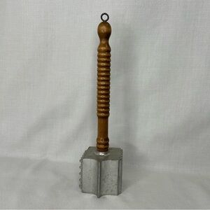 NevCo Japan Meat Tenderizer Rustic Farmhouse Cottage Core Kitchen 10.5”x3.5”